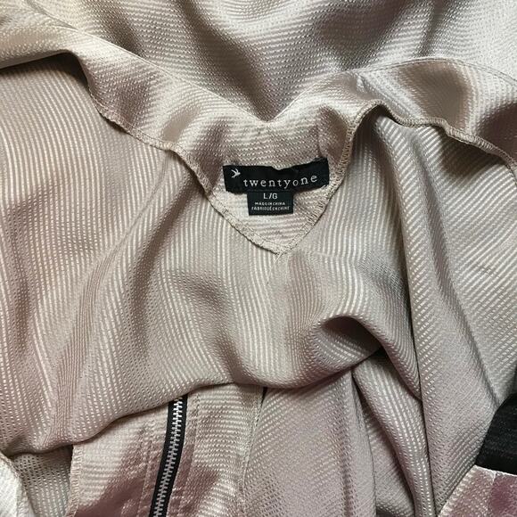 Forever 21 Woven Top Sleeveless Tunic Silky Cocoa Back Zipper Women Large NWT - Picture 3 of 11